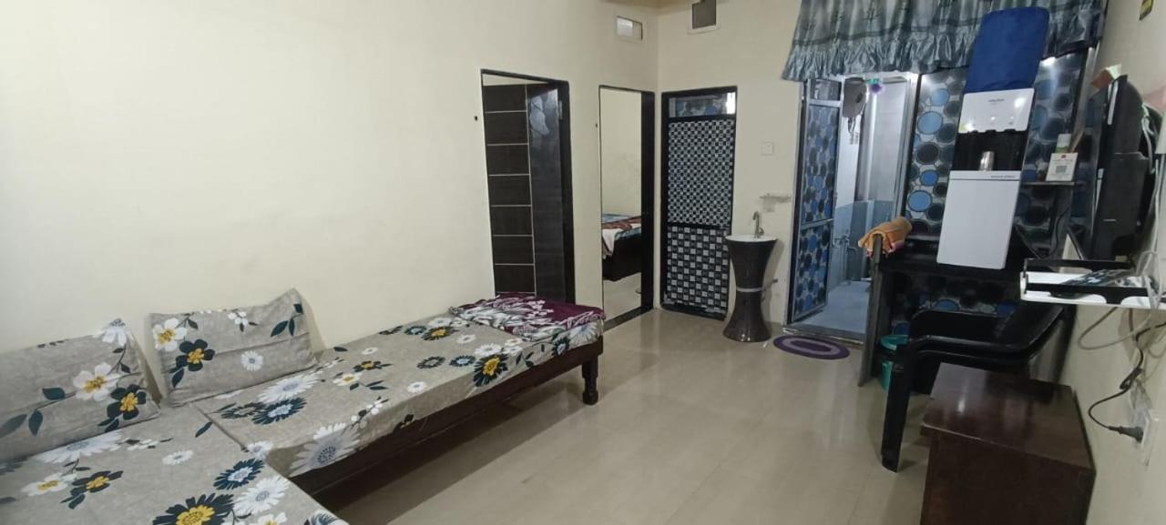 Aradhya Prime Home Stay Garudeshwar ภายนอก รูปภาพ